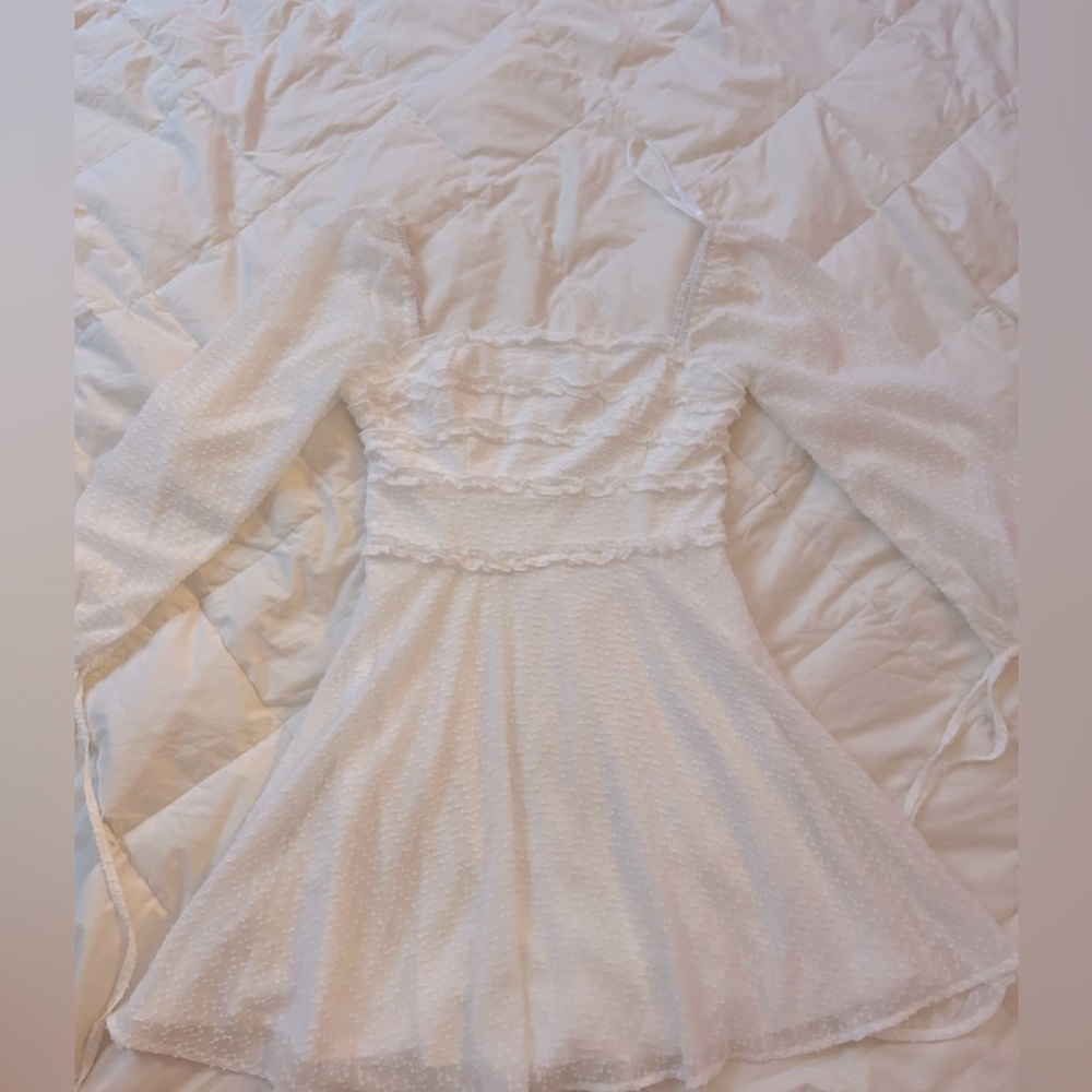 Pearl White Sleeve Dress